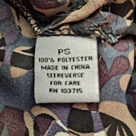 Larry Levine ladies blouse - Picture 9 of 10